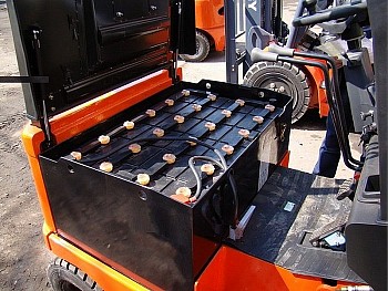 Тяговая АКБ для погрузчиков